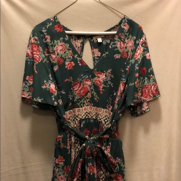 Leia Floral Border Print Maxi Romper - Picture 5 of 8